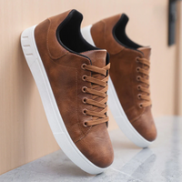 Δερμάτινα sneakers Calvin, λεπτομέρεια κορδονιών
