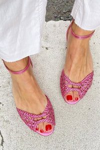 Σανδάλια Isadora, πίσω όψη