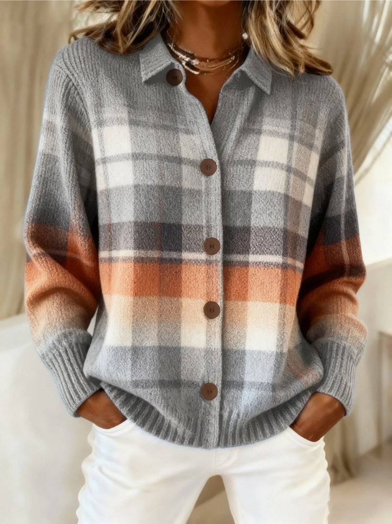 Marlene | Warm Plaid Cardigan with Ombre Effect™