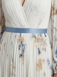 Violet & Grace | Floral Long Sleeve V-Neck Maxi Dress™