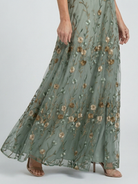 Selora | Airy Floral Halter Maxi Dress™
