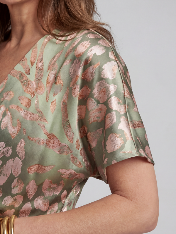 Violet & Grace | Midi Dress with Abstract Print, V-Neck and Twist Waist™