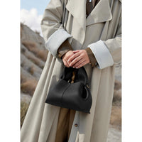 Clara | Elegant Travel Bag