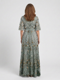 Violet & Grace | Floral Maxi Dress with V Neckline and Short Sleeves